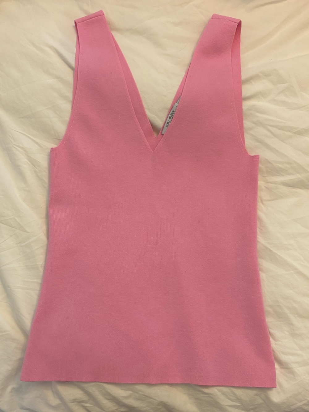 MM.LaFleur Pink V-Neck Sleeveless Knit Tank